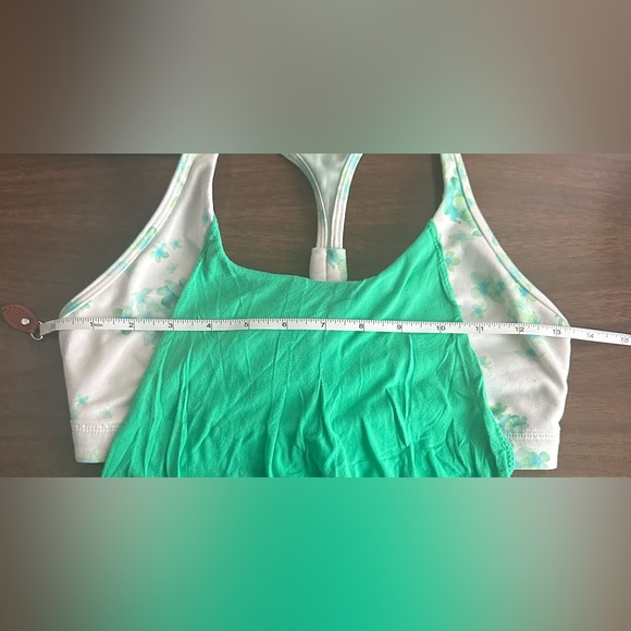 Lululemon Tank Attached Bra Womens Size 0 Flowy Overtop Green White Floral Bra - Picture 6 of 8